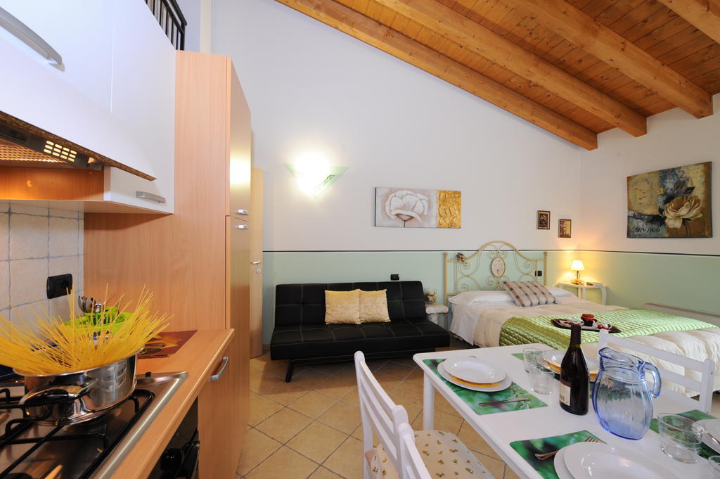 Agriturismo Terra E Sole SantʼAmbrogio di Valpolicella الغرفة الصورة