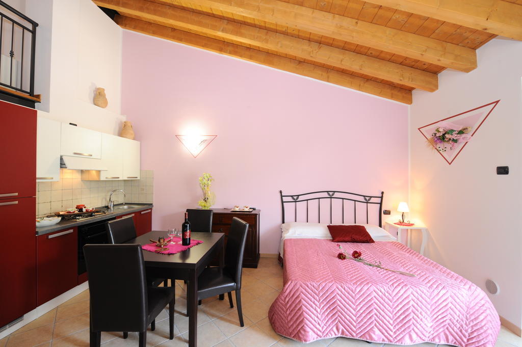 Agriturismo Terra E Sole SantʼAmbrogio di Valpolicella الغرفة الصورة