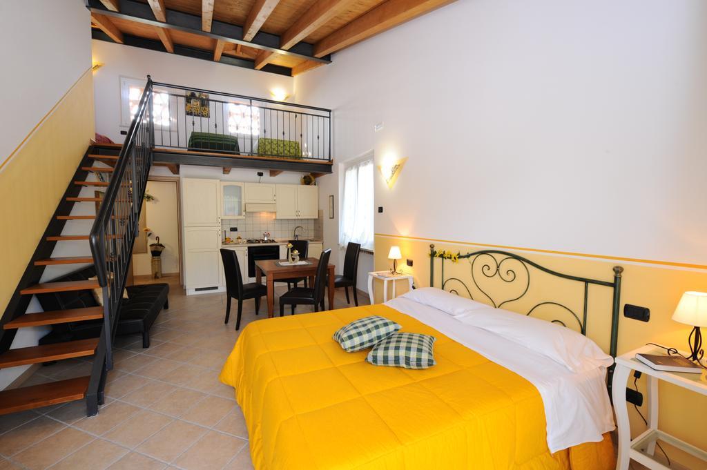 Agriturismo Terra E Sole SantʼAmbrogio di Valpolicella الغرفة الصورة